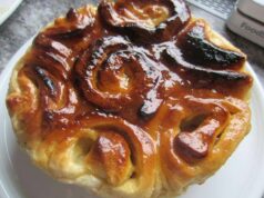 Pfirsich Marajuca Rosenkuchen aus dem 3L Dutch Oven k IMG