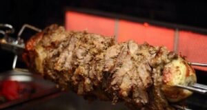 Gyros vom Grill – Original wie beim Griechen Gyros vom Drehspieß im Grill