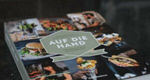 Buchrezension: Auf die Hand – Sandwiches, Burger & Toasts Auf die Hand