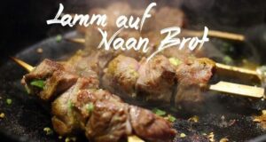 Lammspieße auf Naanbrot Lammspieße auf Naanbrot