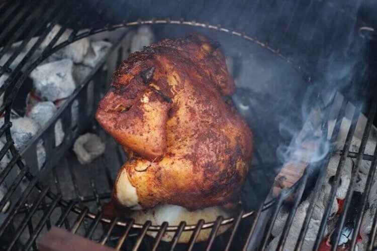 Bierdosenhähnchen oder Beer Can Chicken vom Grill - LivingBBQ.de