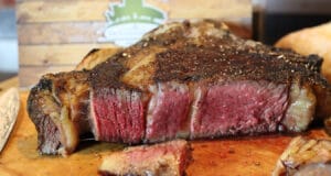Steak rückwärts grillen (Reverse Sear) mit Dry Aged „alte Kuh“ (Txogitxu) Dry Aged Oma Kuh