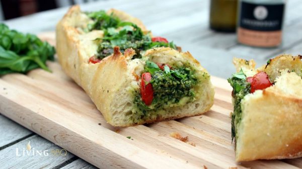 Fächerbaguette (Partybrot) mit Tomate Mozzarella und italienischen ...