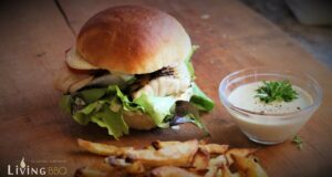 Fisch-Burger mit Seelachsfilet und selbstgemachter Remoulade