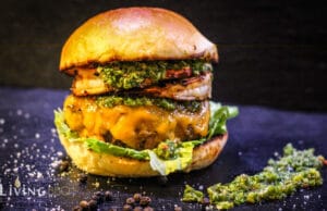 Surf n Turf Burger mit Pimientos de Padron Chimichurri Pimientos Burger