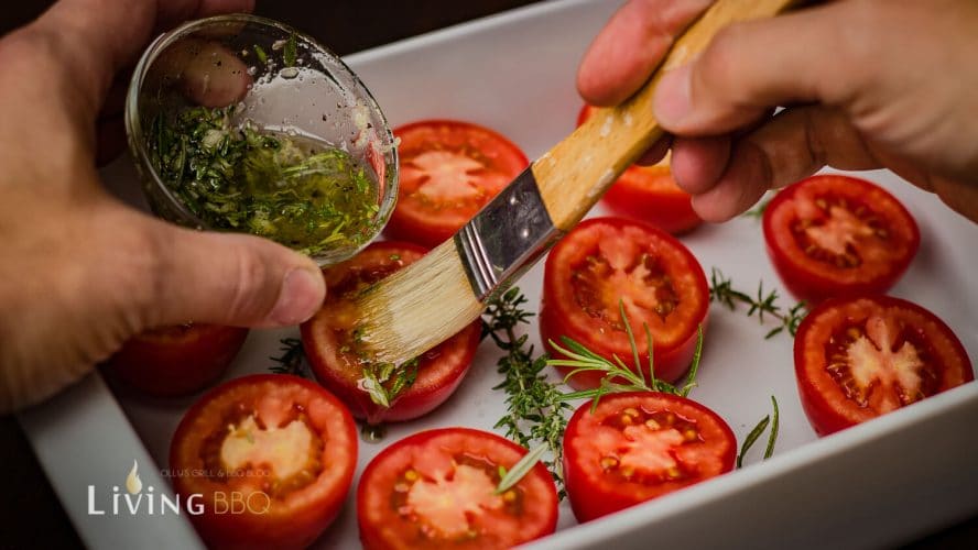 Gegrillte Tomaten mit Pancetta in Olivenöl | Living BBQ