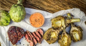 Artischocken vom Grill – leckeres Rezept mit Dip Ribeye Steak mit Artischocke vom Grill