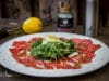 Rindercarpaccio selber machen – das Original aus Italien Rinder-Carpaccio mit Cheddar und Zitronenabrieb