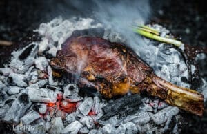 Caveman Steak – Steak direkt in der Glut grillen Caveman Steak in der Glut
