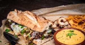 Philly Cheese Steak – Das Steak-Sandwich Rezept aus Philadelphia Philly Cheese Steak Sandwich