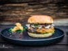Pfifferling Cheeseburger mit Gremolata Pfifferling Cheddar Burger