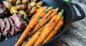 Karamellisierte Möhren vom Grill Karamellisierte Möhren