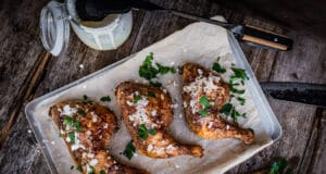 Alabama White Sauce – Weiße BBQ Sauce auf Hühnchen Alabama White Sauce Barbecue