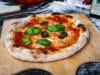 Neapolitanische Pizza – Pizza Margherita, die beste Pizza der Welt Neapolitanische Pizza