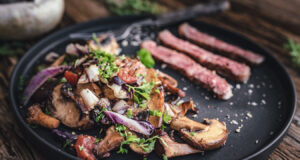 Pilzpfanne Rezept mit Wagyu Steak Pilzpfanne Rezept mit Wagyu Steak