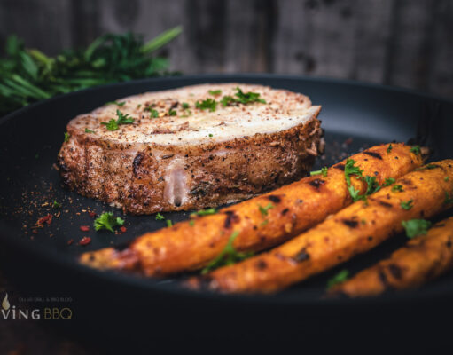 Rollbraten vom Grill – Saftiges Rezept mit Dattelcreme-Füllung Rollbraten vom Grill | Drehspieß