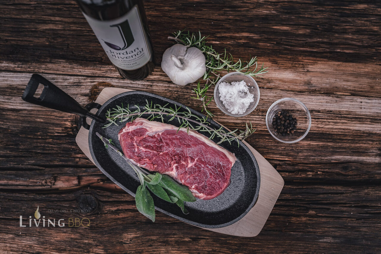Steak Toskana Art im Pfännchen - Bistecca alla fiorentina - LivingBBQ.de