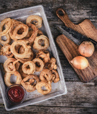 frittierte Zwiebelringe - Onion Rings