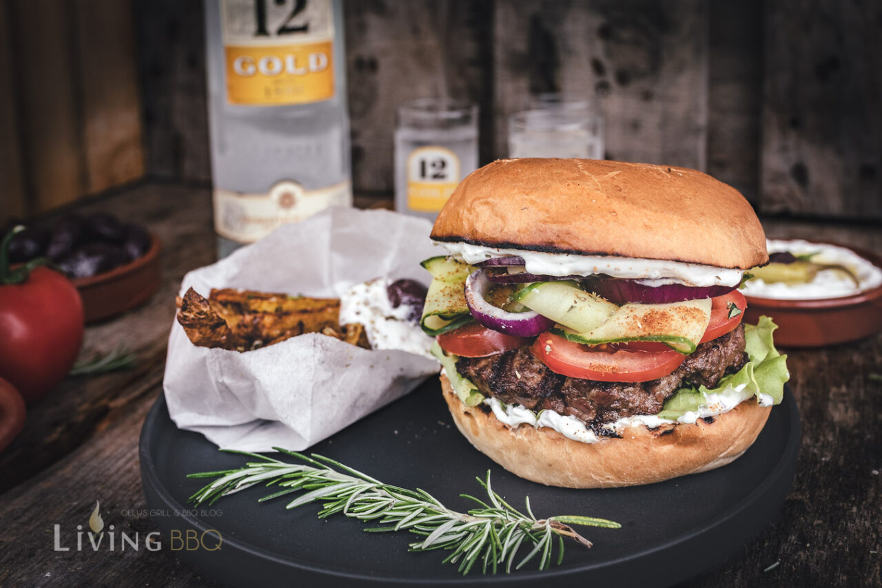 Griechischer Burger mit Feta, Tasatsiki und 12 Gold! - LivingBBQ.de