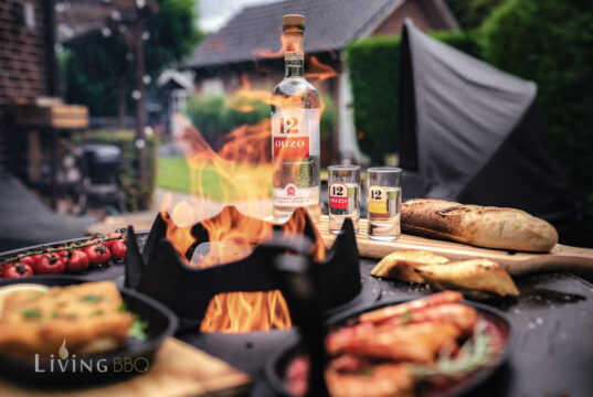 Griechisches Kefi mit Saganaki, Kopanisti und Garnelen Kefi Saganaki Kopanisti