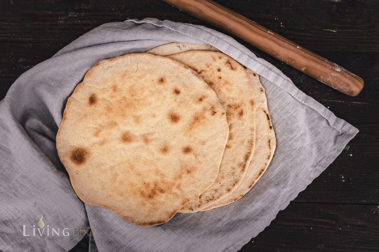 Piadina - italienisches Fladenbrot aus der Emila-Romagna - LivingBBQ.de