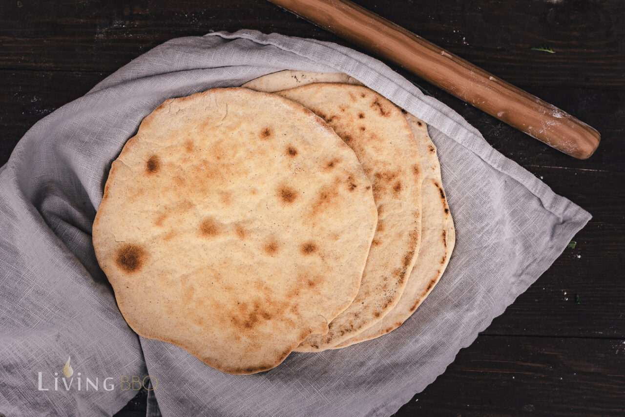 Piadina - italienisches Fladenbrot aus der Emila-Romagna - LivingBBQ.de