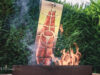 Flammlachs vom Flameboard auf der Feuerstelle Flammlachs vom Flameboard