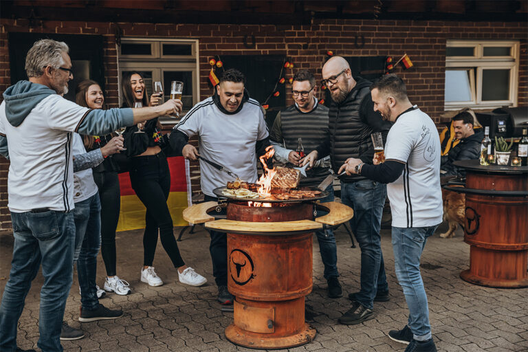 Feuer für die Fan-Stimmung: Das Bandit Fanpaket für dein Fussballfest im Garten!
